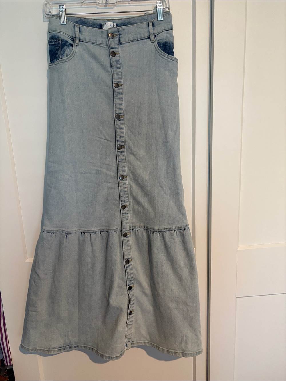 VENUS Light Blue Button-Front Denim Maxi Skirt